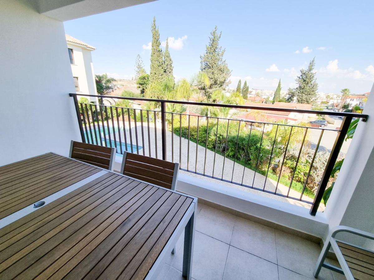 Light House Apartment Larnaka Exterior foto